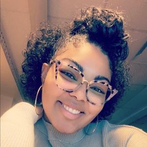 Meet your Posher, Aundrea